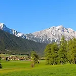 Haus Miriam *